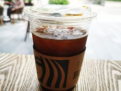 -星巴克臻选(杭州嘉里中心1F店)