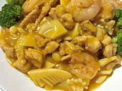 -雀舞云南菜(天津天河城购物中心店)