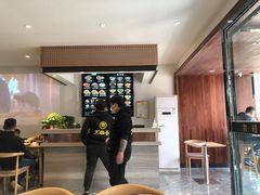 -亮亮拉面(师范路店)