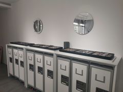 -目艮眼镜SHOWROOM(品牌集合店)