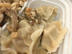 -孖妹上肉饺子馆