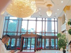 -碧中海汤泉汗蒸酒店