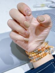 -荷茉里美甲美睫
