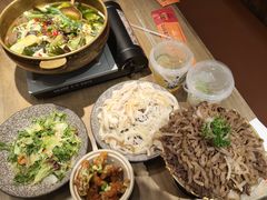 -毛肚向右·川渝毛肚王(经开永旺店)