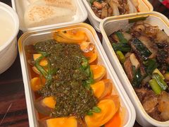 擂椒皮蛋-渝信川菜 · 川味家常菜(财富购物中心店)
