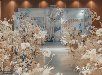 由相知而相爱,由相爱而共勉