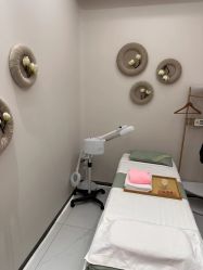 -芳朵美容养生SPA