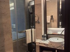 -上海龙之梦万丽酒店