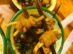 -拈签一笑黄牛肉辣卤串串