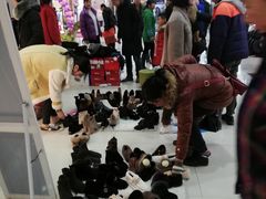 -汉口北国际商品交易中心品牌服装城