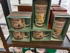 -星巴克(杭州西湖银泰1F店)