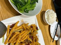 -龚兴城鱼羊吉·家传湖北菜(苗栗路总店)