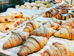抹茶可颂-Top Impression Bakery Wolli Creek
