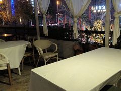 -春树下·树屋花房西餐厅(罍街AS1980店)