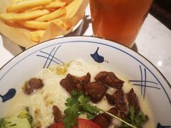 泰爱你猪颈肉檬粉-卡朋西餐(较场西路店)