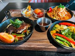 -Let'sBURGERplus·非常创意汉堡(三里屯店)