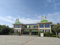 -藁城北服务区-停车场