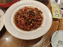 -黄泥岗·地道湖北菜(奥特莱斯店)