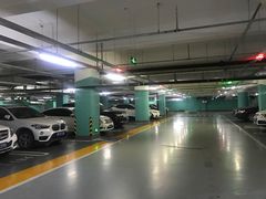 -合生汇购物中心-停车场