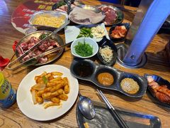 -金刚山黑牛炭火自助烤肉(西大望路店)