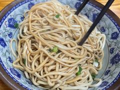 -无名氏宵夜小摊(祝家三姐妹馄饨店)