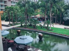 -三亚湾海居铂尔曼度假酒店