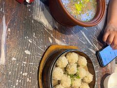 -老街烧烤大排档·地道湖北菜·龙虾馆(汉口火车站店)