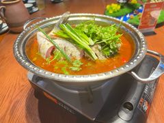 -老滇山寨•云南特色菜•地方菜•民族风情歌舞表演(金碧店)