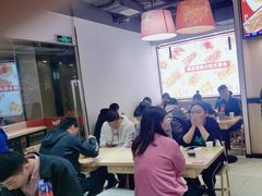 -魔都三兄弟酸辣粉·蘸卤炸串(虹桥万科店)