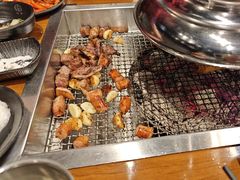 -肉甲韩国木炭烤肉(新壹街1店)