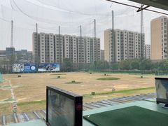 -仙霞高尔夫练习场-停车场