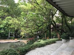 -香港大学