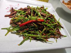 香菜牛柳丝-石头咕(葵蓬店)