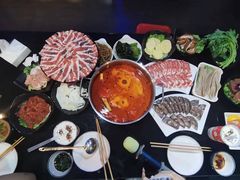 -唯爱KTV聚会餐厅(仙林东城汇店)