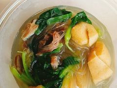 腊肉丁面-聚笼鲜美食(凤凰街店)