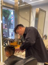 -蓝调造型·烫发·染发