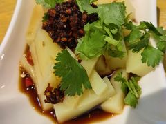 -四季喧黔味豆米火锅(万达广场店)