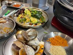 -围炉肉舍丹东海鲜烤肉·烤活鳗(步行街店)