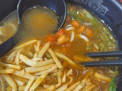 -桂在香知桂林米粉(红博中央公园店)