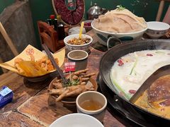 -周小明火锅(黑金冠社区店)