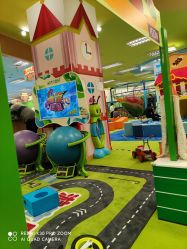 -莫莉幻想儿童乐园(武汉经开永旺店)