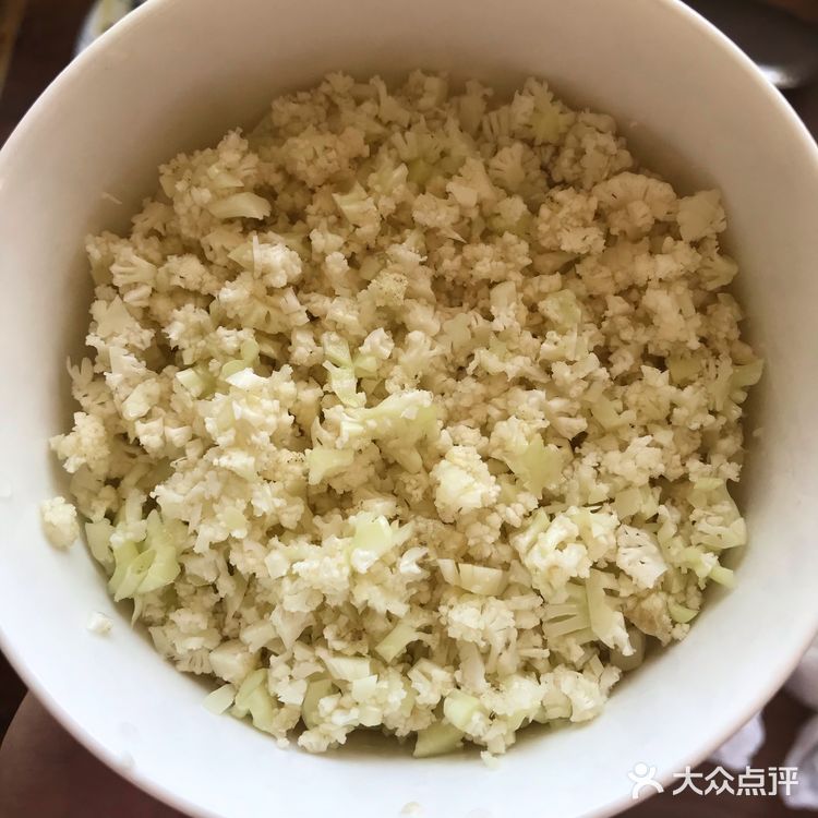 不用一颗米的减脂餐:花菜蛋炒饭🍚