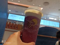 -喜茶(北京华贸购物中心店)
