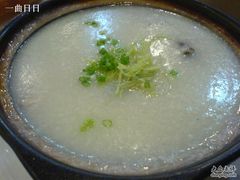 皮蛋瘦肉粥~-甜蜜蜜港式茶餐厅(虹梅店)