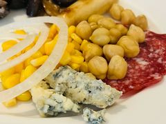 -中山利和希尔顿酒店