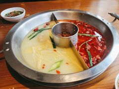 -佬土鹅肠火锅(解放路店)