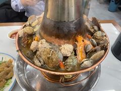 -一口猪海鲜浑锅·东北家常菜