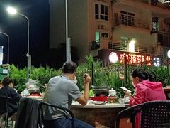 -墨脱石锅椰子鸡•香草鸭•东山羊(大东海店)