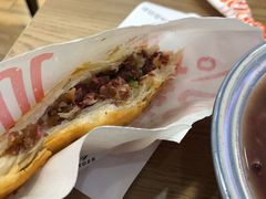 -驴世家驴肉火烧·凉皮·胡辣汤(首经贸店)