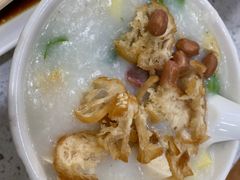 一品艇仔粥-银记肠粉(文昌北路店)